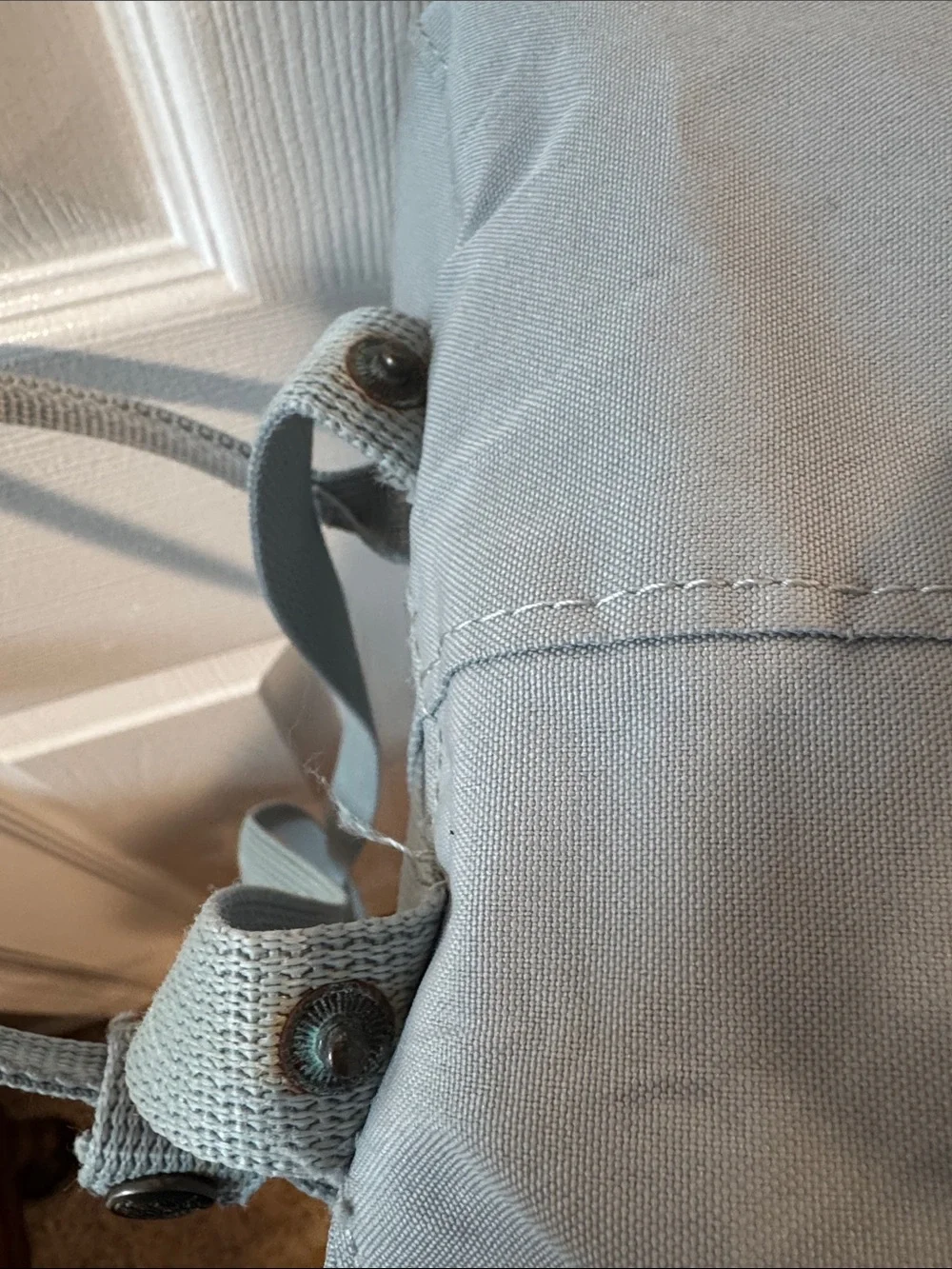 Fjallraven Kånken Backpack in Light Gray with Red Logo